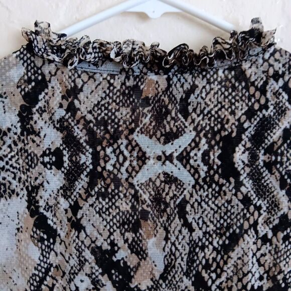 INC Top Women Small Ruffled Snakeskin Button front fairygrunge Y2k - Picture 8 of 11